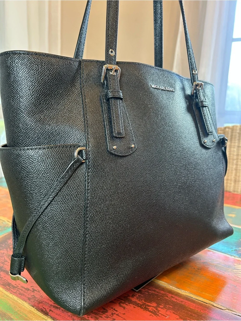 Michael Kors Voyager Large Saffiano Leather Tote Bag Black Discontinued EUC